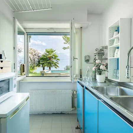 Ground Floor With Stunning View & Garden Access